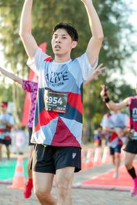 BIB: 2954, 128
                            <button type="button" onclick="openModal(6551872)" class="btn btn-primary btn-sm float-right btn-popup" data-toggle="modal" data-target=".modal-high-quality">
                        <i class="fas fa-shopping-cart"></i> Add to Cart
                    </button>
                                            <button type="button" onclick="isThisMe(6551872, true)" class="btn btn-success btn-sm float-right btn-popup btn-isme hidden" data-toggle="tooltip" data-placement="bottom" title="นี่คือรูปของคุณใช่ไหม คลิกที่นี่เพื่อเอาเข้าอัลบั้ม">
                        <i class="fas fa-plus"></i> Add to album
                    </button>
                    <button type="button" onclick="isThisMe(6551872, false)" class="btn btn-warning btn-sm float-right btn-popup btn-isnotme hidden">
                        <i class="fas fa-ban"></i> Remove from album
                    </button>