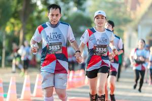 BIB: 3653, 3836
                            <button type="button" onclick="openModal(6556566)" class="btn btn-primary btn-sm float-right btn-popup" data-toggle="modal" data-target=".modal-high-quality">
                        <i class="fas fa-shopping-cart"></i> Add to Cart
                    </button>
                                            <button type="button" onclick="isThisMe(6556566, true)" class="btn btn-success btn-sm float-right btn-popup btn-isme hidden" data-toggle="tooltip" data-placement="bottom" title="นี่คือรูปของคุณใช่ไหม คลิกที่นี่เพื่อเอาเข้าอัลบั้ม">
                        <i class="fas fa-plus"></i> Add to album
                    </button>
                    <button type="button" onclick="isThisMe(6556566, false)" class="btn btn-warning btn-sm float-right btn-popup btn-isnotme hidden">
                        <i class="fas fa-ban"></i> Remove from album
                    </button>