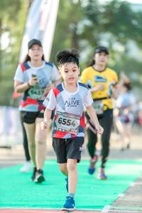 BIB: 6417, 6554
                            <button type="button" onclick="openModal(6558630)" class="btn btn-primary btn-sm float-right btn-popup" data-toggle="modal" data-target=".modal-high-quality">
                        <i class="fas fa-shopping-cart"></i> Add to Cart
                    </button>
                                            <button type="button" onclick="isThisMe(6558630, true)" class="btn btn-success btn-sm float-right btn-popup btn-isme hidden" data-toggle="tooltip" data-placement="bottom" title="นี่คือรูปของคุณใช่ไหม คลิกที่นี่เพื่อเอาเข้าอัลบั้ม">
                        <i class="fas fa-plus"></i> Add to album
                    </button>
                    <button type="button" onclick="isThisMe(6558630, false)" class="btn btn-warning btn-sm float-right btn-popup btn-isnotme hidden">
                        <i class="fas fa-ban"></i> Remove from album
                    </button>