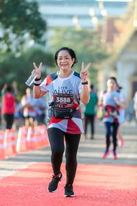 BIB: 3888
                            <button type="button" onclick="openModal(6556583)" class="btn btn-primary btn-sm float-right btn-popup" data-toggle="modal" data-target=".modal-high-quality">
                        <i class="fas fa-shopping-cart"></i> Add to Cart
                    </button>
                                            <button type="button" onclick="isThisMe(6556583, true)" class="btn btn-success btn-sm float-right btn-popup btn-isme hidden" data-toggle="tooltip" data-placement="bottom" title="นี่คือรูปของคุณใช่ไหม คลิกที่นี่เพื่อเอาเข้าอัลบั้ม">
                        <i class="fas fa-plus"></i> Add to album
                    </button>
                    <button type="button" onclick="isThisMe(6556583, false)" class="btn btn-warning btn-sm float-right btn-popup btn-isnotme hidden">
                        <i class="fas fa-ban"></i> Remove from album
                    </button>