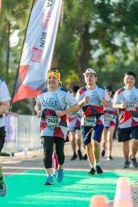 BIB: 4253, 7648, 7425
                            <button type="button" onclick="openModal(6559588)" class="btn btn-primary btn-sm float-right btn-popup" data-toggle="modal" data-target=".modal-high-quality">
                        <i class="fas fa-shopping-cart"></i> Add to Cart
                    </button>
                                            <button type="button" onclick="isThisMe(6559588, true)" class="btn btn-success btn-sm float-right btn-popup btn-isme hidden" data-toggle="tooltip" data-placement="bottom" title="นี่คือรูปของคุณใช่ไหม คลิกที่นี่เพื่อเอาเข้าอัลบั้ม">
                        <i class="fas fa-plus"></i> Add to album
                    </button>
                    <button type="button" onclick="isThisMe(6559588, false)" class="btn btn-warning btn-sm float-right btn-popup btn-isnotme hidden">
                        <i class="fas fa-ban"></i> Remove from album
                    </button>