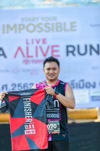 BIB: 2562, 128, 070
                            <button type="button" onclick="openModal(6569134)" class="btn btn-primary btn-sm float-right btn-popup" data-toggle="modal" data-target=".modal-high-quality">
                        <i class="fas fa-shopping-cart"></i> Add to Cart
                    </button>
                                            <button type="button" onclick="isThisMe(6569134, true)" class="btn btn-success btn-sm float-right btn-popup btn-isme hidden" data-toggle="tooltip" data-placement="bottom" title="นี่คือรูปของคุณใช่ไหม คลิกที่นี่เพื่อเอาเข้าอัลบั้ม">
                        <i class="fas fa-plus"></i> Add to album
                    </button>
                    <button type="button" onclick="isThisMe(6569134, false)" class="btn btn-warning btn-sm float-right btn-popup btn-isnotme hidden">
                        <i class="fas fa-ban"></i> Remove from album
                    </button>