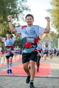 BIB: 3030, 2207
                            <button type="button" onclick="openModal(6551412)" class="btn btn-primary btn-sm float-right btn-popup" data-toggle="modal" data-target=".modal-high-quality">
                        <i class="fas fa-shopping-cart"></i> Add to Cart
                    </button>
                                            <button type="button" onclick="isThisMe(6551412, true)" class="btn btn-success btn-sm float-right btn-popup btn-isme hidden" data-toggle="tooltip" data-placement="bottom" title="นี่คือรูปของคุณใช่ไหม คลิกที่นี่เพื่อเอาเข้าอัลบั้ม">
                        <i class="fas fa-plus"></i> Add to album
                    </button>
                    <button type="button" onclick="isThisMe(6551412, false)" class="btn btn-warning btn-sm float-right btn-popup btn-isnotme hidden">
                        <i class="fas fa-ban"></i> Remove from album
                    </button>