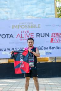 BIB: 201, 2562, 070, 128
                            <button type="button" onclick="openModal(6569128)" class="btn btn-primary btn-sm float-right btn-popup" data-toggle="modal" data-target=".modal-high-quality">
                        <i class="fas fa-shopping-cart"></i> Add to Cart
                    </button>
                                            <button type="button" onclick="isThisMe(6569128, true)" class="btn btn-success btn-sm float-right btn-popup btn-isme hidden" data-toggle="tooltip" data-placement="bottom" title="นี่คือรูปของคุณใช่ไหม คลิกที่นี่เพื่อเอาเข้าอัลบั้ม">
                        <i class="fas fa-plus"></i> Add to album
                    </button>
                    <button type="button" onclick="isThisMe(6569128, false)" class="btn btn-warning btn-sm float-right btn-popup btn-isnotme hidden">
                        <i class="fas fa-ban"></i> Remove from album
                    </button>