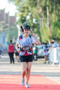 BIB: 3128
                            <button type="button" onclick="openModal(6558138)" class="btn btn-primary btn-sm float-right btn-popup" data-toggle="modal" data-target=".modal-high-quality">
                        <i class="fas fa-shopping-cart"></i> Add to Cart
                    </button>
                                            <button type="button" onclick="isThisMe(6558138, true)" class="btn btn-success btn-sm float-right btn-popup btn-isme hidden" data-toggle="tooltip" data-placement="bottom" title="นี่คือรูปของคุณใช่ไหม คลิกที่นี่เพื่อเอาเข้าอัลบั้ม">
                        <i class="fas fa-plus"></i> Add to album
                    </button>
                    <button type="button" onclick="isThisMe(6558138, false)" class="btn btn-warning btn-sm float-right btn-popup btn-isnotme hidden">
                        <i class="fas fa-ban"></i> Remove from album
                    </button>