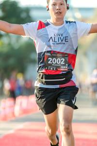 BIB: 2002, 128
                            <button type="button" onclick="openModal(6557320)" class="btn btn-primary btn-sm float-right btn-popup" data-toggle="modal" data-target=".modal-high-quality">
                        <i class="fas fa-shopping-cart"></i> Add to Cart
                    </button>
                                            <button type="button" onclick="isThisMe(6557320, true)" class="btn btn-success btn-sm float-right btn-popup btn-isme hidden" data-toggle="tooltip" data-placement="bottom" title="นี่คือรูปของคุณใช่ไหม คลิกที่นี่เพื่อเอาเข้าอัลบั้ม">
                        <i class="fas fa-plus"></i> Add to album
                    </button>
                    <button type="button" onclick="isThisMe(6557320, false)" class="btn btn-warning btn-sm float-right btn-popup btn-isnotme hidden">
                        <i class="fas fa-ban"></i> Remove from album
                    </button>