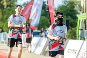 BIB: 2809
                            <button type="button" onclick="openModal(6563017)" class="btn btn-primary btn-sm float-right btn-popup" data-toggle="modal" data-target=".modal-high-quality">
                        <i class="fas fa-shopping-cart"></i> Add to Cart
                    </button>
                                            <button type="button" onclick="isThisMe(6563017, true)" class="btn btn-success btn-sm float-right btn-popup btn-isme hidden" data-toggle="tooltip" data-placement="bottom" title="นี่คือรูปของคุณใช่ไหม คลิกที่นี่เพื่อเอาเข้าอัลบั้ม">
                        <i class="fas fa-plus"></i> Add to album
                    </button>
                    <button type="button" onclick="isThisMe(6563017, false)" class="btn btn-warning btn-sm float-right btn-popup btn-isnotme hidden">
                        <i class="fas fa-ban"></i> Remove from album
                    </button>