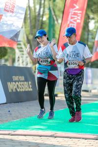 BIB: 4105, 4104, 2019
                            <button type="button" onclick="openModal(6561310)" class="btn btn-primary btn-sm float-right btn-popup" data-toggle="modal" data-target=".modal-high-quality">
                        <i class="fas fa-shopping-cart"></i> Add to Cart
                    </button>
                                            <button type="button" onclick="isThisMe(6561310, true)" class="btn btn-success btn-sm float-right btn-popup btn-isme hidden" data-toggle="tooltip" data-placement="bottom" title="นี่คือรูปของคุณใช่ไหม คลิกที่นี่เพื่อเอาเข้าอัลบั้ม">
                        <i class="fas fa-plus"></i> Add to album
                    </button>
                    <button type="button" onclick="isThisMe(6561310, false)" class="btn btn-warning btn-sm float-right btn-popup btn-isnotme hidden">
                        <i class="fas fa-ban"></i> Remove from album
                    </button>