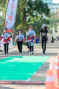 BIB: 910, 7419, 2019
                            <button type="button" onclick="openModal(6563265)" class="btn btn-primary btn-sm float-right btn-popup" data-toggle="modal" data-target=".modal-high-quality">
                        <i class="fas fa-shopping-cart"></i> Add to Cart
                    </button>
                                            <button type="button" onclick="isThisMe(6563265, true)" class="btn btn-success btn-sm float-right btn-popup btn-isme hidden" data-toggle="tooltip" data-placement="bottom" title="นี่คือรูปของคุณใช่ไหม คลิกที่นี่เพื่อเอาเข้าอัลบั้ม">
                        <i class="fas fa-plus"></i> Add to album
                    </button>
                    <button type="button" onclick="isThisMe(6563265, false)" class="btn btn-warning btn-sm float-right btn-popup btn-isnotme hidden">
                        <i class="fas fa-ban"></i> Remove from album
                    </button>