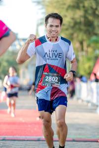 BIB: 2802, 123
                            <button type="button" onclick="openModal(6550747)" class="btn btn-primary btn-sm float-right btn-popup" data-toggle="modal" data-target=".modal-high-quality">
                        <i class="fas fa-shopping-cart"></i> Add to Cart
                    </button>
                                            <button type="button" onclick="isThisMe(6550747, true)" class="btn btn-success btn-sm float-right btn-popup btn-isme hidden" data-toggle="tooltip" data-placement="bottom" title="นี่คือรูปของคุณใช่ไหม คลิกที่นี่เพื่อเอาเข้าอัลบั้ม">
                        <i class="fas fa-plus"></i> Add to album
                    </button>
                    <button type="button" onclick="isThisMe(6550747, false)" class="btn btn-warning btn-sm float-right btn-popup btn-isnotme hidden">
                        <i class="fas fa-ban"></i> Remove from album
                    </button>