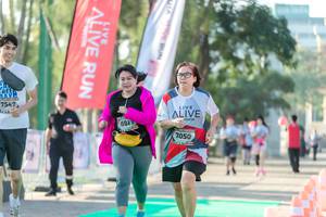 BIB: 7547, 691
                            <button type="button" onclick="openModal(6562131)" class="btn btn-primary btn-sm float-right btn-popup" data-toggle="modal" data-target=".modal-high-quality">
                        <i class="fas fa-shopping-cart"></i> Add to Cart
                    </button>
                                            <button type="button" onclick="isThisMe(6562131, true)" class="btn btn-success btn-sm float-right btn-popup btn-isme hidden" data-toggle="tooltip" data-placement="bottom" title="นี่คือรูปของคุณใช่ไหม คลิกที่นี่เพื่อเอาเข้าอัลบั้ม">
                        <i class="fas fa-plus"></i> Add to album
                    </button>
                    <button type="button" onclick="isThisMe(6562131, false)" class="btn btn-warning btn-sm float-right btn-popup btn-isnotme hidden">
                        <i class="fas fa-ban"></i> Remove from album
                    </button>