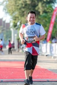 BIB: 2990
                            <button type="button" onclick="openModal(6560465)" class="btn btn-primary btn-sm float-right btn-popup" data-toggle="modal" data-target=".modal-high-quality">
                        <i class="fas fa-shopping-cart"></i> Add to Cart
                    </button>
                                            <button type="button" onclick="isThisMe(6560465, true)" class="btn btn-success btn-sm float-right btn-popup btn-isme hidden" data-toggle="tooltip" data-placement="bottom" title="นี่คือรูปของคุณใช่ไหม คลิกที่นี่เพื่อเอาเข้าอัลบั้ม">
                        <i class="fas fa-plus"></i> Add to album
                    </button>
                    <button type="button" onclick="isThisMe(6560465, false)" class="btn btn-warning btn-sm float-right btn-popup btn-isnotme hidden">
                        <i class="fas fa-ban"></i> Remove from album
                    </button>