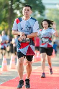 BIB: 986, 128
                            <button type="button" onclick="openModal(6557402)" class="btn btn-primary btn-sm float-right btn-popup" data-toggle="modal" data-target=".modal-high-quality">
                        <i class="fas fa-shopping-cart"></i> Add to Cart
                    </button>
                                            <button type="button" onclick="isThisMe(6557402, true)" class="btn btn-success btn-sm float-right btn-popup btn-isme hidden" data-toggle="tooltip" data-placement="bottom" title="นี่คือรูปของคุณใช่ไหม คลิกที่นี่เพื่อเอาเข้าอัลบั้ม">
                        <i class="fas fa-plus"></i> Add to album
                    </button>
                    <button type="button" onclick="isThisMe(6557402, false)" class="btn btn-warning btn-sm float-right btn-popup btn-isnotme hidden">
                        <i class="fas fa-ban"></i> Remove from album
                    </button>