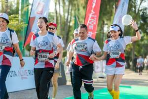 BIB: 6247, 7900, 7365
                            <button type="button" onclick="openModal(6563125)" class="btn btn-primary btn-sm float-right btn-popup" data-toggle="modal" data-target=".modal-high-quality">
                        <i class="fas fa-shopping-cart"></i> Add to Cart
                    </button>
                                            <button type="button" onclick="isThisMe(6563125, true)" class="btn btn-success btn-sm float-right btn-popup btn-isme hidden" data-toggle="tooltip" data-placement="bottom" title="นี่คือรูปของคุณใช่ไหม คลิกที่นี่เพื่อเอาเข้าอัลบั้ม">
                        <i class="fas fa-plus"></i> Add to album
                    </button>
                    <button type="button" onclick="isThisMe(6563125, false)" class="btn btn-warning btn-sm float-right btn-popup btn-isnotme hidden">
                        <i class="fas fa-ban"></i> Remove from album
                    </button>