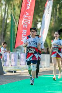 BIB: 6749, 6547
                            <button type="button" onclick="openModal(6559113)" class="btn btn-primary btn-sm float-right btn-popup" data-toggle="modal" data-target=".modal-high-quality">
                        <i class="fas fa-shopping-cart"></i> Add to Cart
                    </button>
                                            <button type="button" onclick="isThisMe(6559113, true)" class="btn btn-success btn-sm float-right btn-popup btn-isme hidden" data-toggle="tooltip" data-placement="bottom" title="นี่คือรูปของคุณใช่ไหม คลิกที่นี่เพื่อเอาเข้าอัลบั้ม">
                        <i class="fas fa-plus"></i> Add to album
                    </button>
                    <button type="button" onclick="isThisMe(6559113, false)" class="btn btn-warning btn-sm float-right btn-popup btn-isnotme hidden">
                        <i class="fas fa-ban"></i> Remove from album
                    </button>