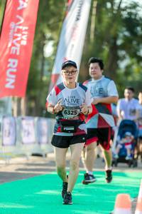 BIB: 6325
                            <button type="button" onclick="openModal(6560729)" class="btn btn-primary btn-sm float-right btn-popup" data-toggle="modal" data-target=".modal-high-quality">
                        <i class="fas fa-shopping-cart"></i> Add to Cart
                    </button>
                                            <button type="button" onclick="isThisMe(6560729, true)" class="btn btn-success btn-sm float-right btn-popup btn-isme hidden" data-toggle="tooltip" data-placement="bottom" title="นี่คือรูปของคุณใช่ไหม คลิกที่นี่เพื่อเอาเข้าอัลบั้ม">
                        <i class="fas fa-plus"></i> Add to album
                    </button>
                    <button type="button" onclick="isThisMe(6560729, false)" class="btn btn-warning btn-sm float-right btn-popup btn-isnotme hidden">
                        <i class="fas fa-ban"></i> Remove from album
                    </button>