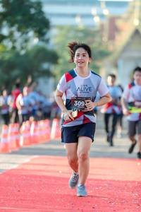 BIB: 309
                            <button type="button" onclick="openModal(6557063)" class="btn btn-primary btn-sm float-right btn-popup" data-toggle="modal" data-target=".modal-high-quality">
                        <i class="fas fa-shopping-cart"></i> Add to Cart
                    </button>
                                            <button type="button" onclick="isThisMe(6557063, true)" class="btn btn-success btn-sm float-right btn-popup btn-isme hidden" data-toggle="tooltip" data-placement="bottom" title="นี่คือรูปของคุณใช่ไหม คลิกที่นี่เพื่อเอาเข้าอัลบั้ม">
                        <i class="fas fa-plus"></i> Add to album
                    </button>
                    <button type="button" onclick="isThisMe(6557063, false)" class="btn btn-warning btn-sm float-right btn-popup btn-isnotme hidden">
                        <i class="fas fa-ban"></i> Remove from album
                    </button>