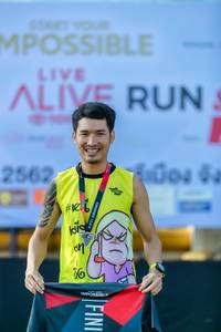 BIB: 2562, 128
                            <button type="button" onclick="openModal(6569255)" class="btn btn-primary btn-sm float-right btn-popup" data-toggle="modal" data-target=".modal-high-quality">
                        <i class="fas fa-shopping-cart"></i> Add to Cart
                    </button>
                                            <button type="button" onclick="isThisMe(6569255, true)" class="btn btn-success btn-sm float-right btn-popup btn-isme hidden" data-toggle="tooltip" data-placement="bottom" title="นี่คือรูปของคุณใช่ไหม คลิกที่นี่เพื่อเอาเข้าอัลบั้ม">
                        <i class="fas fa-plus"></i> Add to album
                    </button>
                    <button type="button" onclick="isThisMe(6569255, false)" class="btn btn-warning btn-sm float-right btn-popup btn-isnotme hidden">
                        <i class="fas fa-ban"></i> Remove from album
                    </button>