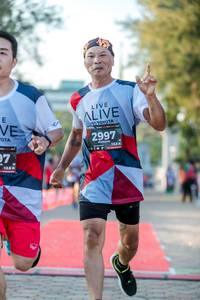 BIB: 2997, 128
                            <button type="button" onclick="openModal(6545541)" class="btn btn-primary btn-sm float-right btn-popup" data-toggle="modal" data-target=".modal-high-quality">
                        <i class="fas fa-shopping-cart"></i> Add to Cart
                    </button>
                                            <button type="button" onclick="isThisMe(6545541, true)" class="btn btn-success btn-sm float-right btn-popup btn-isme hidden" data-toggle="tooltip" data-placement="bottom" title="นี่คือรูปของคุณใช่ไหม คลิกที่นี่เพื่อเอาเข้าอัลบั้ม">
                        <i class="fas fa-plus"></i> Add to album
                    </button>
                    <button type="button" onclick="isThisMe(6545541, false)" class="btn btn-warning btn-sm float-right btn-popup btn-isnotme hidden">
                        <i class="fas fa-ban"></i> Remove from album
                    </button>