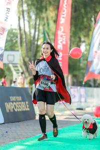 BIB: 6106
                            <button type="button" onclick="openModal(6562709)" class="btn btn-primary btn-sm float-right btn-popup" data-toggle="modal" data-target=".modal-high-quality">
                        <i class="fas fa-shopping-cart"></i> Add to Cart
                    </button>
                                            <button type="button" onclick="isThisMe(6562709, true)" class="btn btn-success btn-sm float-right btn-popup btn-isme hidden" data-toggle="tooltip" data-placement="bottom" title="นี่คือรูปของคุณใช่ไหม คลิกที่นี่เพื่อเอาเข้าอัลบั้ม">
                        <i class="fas fa-plus"></i> Add to album
                    </button>
                    <button type="button" onclick="isThisMe(6562709, false)" class="btn btn-warning btn-sm float-right btn-popup btn-isnotme hidden">
                        <i class="fas fa-ban"></i> Remove from album
                    </button>