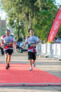 BIB: 294, 285
                            <button type="button" onclick="openModal(6558943)" class="btn btn-primary btn-sm float-right btn-popup" data-toggle="modal" data-target=".modal-high-quality">
                        <i class="fas fa-shopping-cart"></i> Add to Cart
                    </button>
                                            <button type="button" onclick="isThisMe(6558943, true)" class="btn btn-success btn-sm float-right btn-popup btn-isme hidden" data-toggle="tooltip" data-placement="bottom" title="นี่คือรูปของคุณใช่ไหม คลิกที่นี่เพื่อเอาเข้าอัลบั้ม">
                        <i class="fas fa-plus"></i> Add to album
                    </button>
                    <button type="button" onclick="isThisMe(6558943, false)" class="btn btn-warning btn-sm float-right btn-popup btn-isnotme hidden">
                        <i class="fas fa-ban"></i> Remove from album
                    </button>