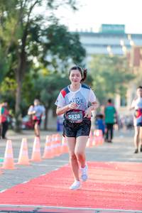 BIB: 3828
                            <button type="button" onclick="openModal(6550086)" class="btn btn-primary btn-sm float-right btn-popup" data-toggle="modal" data-target=".modal-high-quality">
                        <i class="fas fa-shopping-cart"></i> Add to Cart
                    </button>
                                            <button type="button" onclick="isThisMe(6550086, true)" class="btn btn-success btn-sm float-right btn-popup btn-isme hidden" data-toggle="tooltip" data-placement="bottom" title="นี่คือรูปของคุณใช่ไหม คลิกที่นี่เพื่อเอาเข้าอัลบั้ม">
                        <i class="fas fa-plus"></i> Add to album
                    </button>
                    <button type="button" onclick="isThisMe(6550086, false)" class="btn btn-warning btn-sm float-right btn-popup btn-isnotme hidden">
                        <i class="fas fa-ban"></i> Remove from album
                    </button>