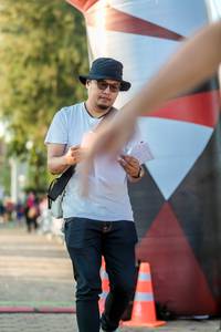 BIB: 
                            <button type="button" onclick="openModal(6551861)" class="btn btn-primary btn-sm float-right btn-popup" data-toggle="modal" data-target=".modal-high-quality">
                        <i class="fas fa-shopping-cart"></i> Add to Cart
                    </button>
                                            <button type="button" onclick="isThisMe(6551861, true)" class="btn btn-success btn-sm float-right btn-popup btn-isme hidden" data-toggle="tooltip" data-placement="bottom" title="นี่คือรูปของคุณใช่ไหม คลิกที่นี่เพื่อเอาเข้าอัลบั้ม">
                        <i class="fas fa-plus"></i> Add to album
                    </button>
                    <button type="button" onclick="isThisMe(6551861, false)" class="btn btn-warning btn-sm float-right btn-popup btn-isnotme hidden">
                        <i class="fas fa-ban"></i> Remove from album
                    </button>