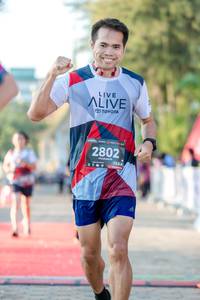 BIB: 2802, 128
                            <button type="button" onclick="openModal(6550749)" class="btn btn-primary btn-sm float-right btn-popup" data-toggle="modal" data-target=".modal-high-quality">
                        <i class="fas fa-shopping-cart"></i> Add to Cart
                    </button>
                                            <button type="button" onclick="isThisMe(6550749, true)" class="btn btn-success btn-sm float-right btn-popup btn-isme hidden" data-toggle="tooltip" data-placement="bottom" title="นี่คือรูปของคุณใช่ไหม คลิกที่นี่เพื่อเอาเข้าอัลบั้ม">
                        <i class="fas fa-plus"></i> Add to album
                    </button>
                    <button type="button" onclick="isThisMe(6550749, false)" class="btn btn-warning btn-sm float-right btn-popup btn-isnotme hidden">
                        <i class="fas fa-ban"></i> Remove from album
                    </button>