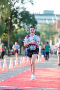 BIB: 3828
                            <button type="button" onclick="openModal(6550087)" class="btn btn-primary btn-sm float-right btn-popup" data-toggle="modal" data-target=".modal-high-quality">
                        <i class="fas fa-shopping-cart"></i> Add to Cart
                    </button>
                                            <button type="button" onclick="isThisMe(6550087, true)" class="btn btn-success btn-sm float-right btn-popup btn-isme hidden" data-toggle="tooltip" data-placement="bottom" title="นี่คือรูปของคุณใช่ไหม คลิกที่นี่เพื่อเอาเข้าอัลบั้ม">
                        <i class="fas fa-plus"></i> Add to album
                    </button>
                    <button type="button" onclick="isThisMe(6550087, false)" class="btn btn-warning btn-sm float-right btn-popup btn-isnotme hidden">
                        <i class="fas fa-ban"></i> Remove from album
                    </button>