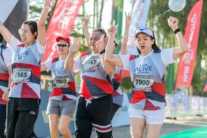 BIB: 6247, 7365, 7900, 7902
                            <button type="button" onclick="openModal(6563147)" class="btn btn-primary btn-sm float-right btn-popup" data-toggle="modal" data-target=".modal-high-quality">
                        <i class="fas fa-shopping-cart"></i> Add to Cart
                    </button>
                                            <button type="button" onclick="isThisMe(6563147, true)" class="btn btn-success btn-sm float-right btn-popup btn-isme hidden" data-toggle="tooltip" data-placement="bottom" title="นี่คือรูปของคุณใช่ไหม คลิกที่นี่เพื่อเอาเข้าอัลบั้ม">
                        <i class="fas fa-plus"></i> Add to album
                    </button>
                    <button type="button" onclick="isThisMe(6563147, false)" class="btn btn-warning btn-sm float-right btn-popup btn-isnotme hidden">
                        <i class="fas fa-ban"></i> Remove from album
                    </button>