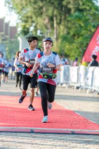 BIB: 2958, 3840
                            <button type="button" onclick="openModal(6557639)" class="btn btn-primary btn-sm float-right btn-popup" data-toggle="modal" data-target=".modal-high-quality">
                        <i class="fas fa-shopping-cart"></i> Add to Cart
                    </button>
                                            <button type="button" onclick="isThisMe(6557639, true)" class="btn btn-success btn-sm float-right btn-popup btn-isme hidden" data-toggle="tooltip" data-placement="bottom" title="นี่คือรูปของคุณใช่ไหม คลิกที่นี่เพื่อเอาเข้าอัลบั้ม">
                        <i class="fas fa-plus"></i> Add to album
                    </button>
                    <button type="button" onclick="isThisMe(6557639, false)" class="btn btn-warning btn-sm float-right btn-popup btn-isnotme hidden">
                        <i class="fas fa-ban"></i> Remove from album
                    </button>