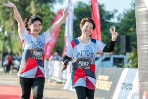 BIB: 3903, 3902, 123
                            <button type="button" onclick="openModal(6562332)" class="btn btn-primary btn-sm float-right btn-popup" data-toggle="modal" data-target=".modal-high-quality">
                        <i class="fas fa-shopping-cart"></i> Add to Cart
                    </button>
                                            <button type="button" onclick="isThisMe(6562332, true)" class="btn btn-success btn-sm float-right btn-popup btn-isme hidden" data-toggle="tooltip" data-placement="bottom" title="นี่คือรูปของคุณใช่ไหม คลิกที่นี่เพื่อเอาเข้าอัลบั้ม">
                        <i class="fas fa-plus"></i> Add to album
                    </button>
                    <button type="button" onclick="isThisMe(6562332, false)" class="btn btn-warning btn-sm float-right btn-popup btn-isnotme hidden">
                        <i class="fas fa-ban"></i> Remove from album
                    </button>