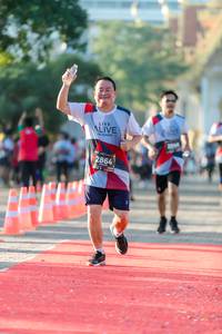 BIB: 2864
                            <button type="button" onclick="openModal(6556996)" class="btn btn-primary btn-sm float-right btn-popup" data-toggle="modal" data-target=".modal-high-quality">
                        <i class="fas fa-shopping-cart"></i> Add to Cart
                    </button>
                                            <button type="button" onclick="isThisMe(6556996, true)" class="btn btn-success btn-sm float-right btn-popup btn-isme hidden" data-toggle="tooltip" data-placement="bottom" title="นี่คือรูปของคุณใช่ไหม คลิกที่นี่เพื่อเอาเข้าอัลบั้ม">
                        <i class="fas fa-plus"></i> Add to album
                    </button>
                    <button type="button" onclick="isThisMe(6556996, false)" class="btn btn-warning btn-sm float-right btn-popup btn-isnotme hidden">
                        <i class="fas fa-ban"></i> Remove from album
                    </button>