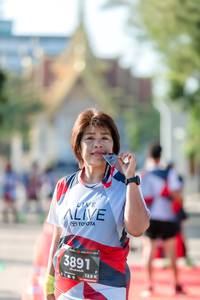 BIB: 3891, 128
                            <button type="button" onclick="openModal(6568848)" class="btn btn-primary btn-sm float-right btn-popup" data-toggle="modal" data-target=".modal-high-quality">
                        <i class="fas fa-shopping-cart"></i> Add to Cart
                    </button>
                                            <button type="button" onclick="isThisMe(6568848, true)" class="btn btn-success btn-sm float-right btn-popup btn-isme hidden" data-toggle="tooltip" data-placement="bottom" title="นี่คือรูปของคุณใช่ไหม คลิกที่นี่เพื่อเอาเข้าอัลบั้ม">
                        <i class="fas fa-plus"></i> Add to album
                    </button>
                    <button type="button" onclick="isThisMe(6568848, false)" class="btn btn-warning btn-sm float-right btn-popup btn-isnotme hidden">
                        <i class="fas fa-ban"></i> Remove from album
                    </button>