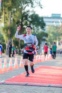 BIB: 3695, 040
                            <button type="button" onclick="openModal(6550602)" class="btn btn-primary btn-sm float-right btn-popup" data-toggle="modal" data-target=".modal-high-quality">
                        <i class="fas fa-shopping-cart"></i> Add to Cart
                    </button>
                                            <button type="button" onclick="isThisMe(6550602, true)" class="btn btn-success btn-sm float-right btn-popup btn-isme hidden" data-toggle="tooltip" data-placement="bottom" title="นี่คือรูปของคุณใช่ไหม คลิกที่นี่เพื่อเอาเข้าอัลบั้ม">
                        <i class="fas fa-plus"></i> Add to album
                    </button>
                    <button type="button" onclick="isThisMe(6550602, false)" class="btn btn-warning btn-sm float-right btn-popup btn-isnotme hidden">
                        <i class="fas fa-ban"></i> Remove from album
                    </button>