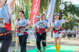 BIB: 6247, 7900, 7365
                            <button type="button" onclick="openModal(6563119)" class="btn btn-primary btn-sm float-right btn-popup" data-toggle="modal" data-target=".modal-high-quality">
                        <i class="fas fa-shopping-cart"></i> Add to Cart
                    </button>
                                            <button type="button" onclick="isThisMe(6563119, true)" class="btn btn-success btn-sm float-right btn-popup btn-isme hidden" data-toggle="tooltip" data-placement="bottom" title="นี่คือรูปของคุณใช่ไหม คลิกที่นี่เพื่อเอาเข้าอัลบั้ม">
                        <i class="fas fa-plus"></i> Add to album
                    </button>
                    <button type="button" onclick="isThisMe(6563119, false)" class="btn btn-warning btn-sm float-right btn-popup btn-isnotme hidden">
                        <i class="fas fa-ban"></i> Remove from album
                    </button>