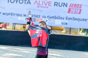 BIB: 2019, 2562
                            <button type="button" onclick="openModal(6569145)" class="btn btn-primary btn-sm float-right btn-popup" data-toggle="modal" data-target=".modal-high-quality">
                        <i class="fas fa-shopping-cart"></i> Add to Cart
                    </button>
                                            <button type="button" onclick="isThisMe(6569145, true)" class="btn btn-success btn-sm float-right btn-popup btn-isme hidden" data-toggle="tooltip" data-placement="bottom" title="นี่คือรูปของคุณใช่ไหม คลิกที่นี่เพื่อเอาเข้าอัลบั้ม">
                        <i class="fas fa-plus"></i> Add to album
                    </button>
                    <button type="button" onclick="isThisMe(6569145, false)" class="btn btn-warning btn-sm float-right btn-popup btn-isnotme hidden">
                        <i class="fas fa-ban"></i> Remove from album
                    </button>