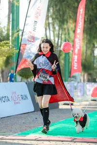 BIB: 6106
                            <button type="button" onclick="openModal(6562716)" class="btn btn-primary btn-sm float-right btn-popup" data-toggle="modal" data-target=".modal-high-quality">
                        <i class="fas fa-shopping-cart"></i> Add to Cart
                    </button>
                                            <button type="button" onclick="isThisMe(6562716, true)" class="btn btn-success btn-sm float-right btn-popup btn-isme hidden" data-toggle="tooltip" data-placement="bottom" title="นี่คือรูปของคุณใช่ไหม คลิกที่นี่เพื่อเอาเข้าอัลบั้ม">
                        <i class="fas fa-plus"></i> Add to album
                    </button>
                    <button type="button" onclick="isThisMe(6562716, false)" class="btn btn-warning btn-sm float-right btn-popup btn-isnotme hidden">
                        <i class="fas fa-ban"></i> Remove from album
                    </button>