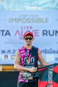 BIB: 3744, 128
                            <button type="button" onclick="openModal(6569100)" class="btn btn-primary btn-sm float-right btn-popup" data-toggle="modal" data-target=".modal-high-quality">
                        <i class="fas fa-shopping-cart"></i> Add to Cart
                    </button>
                                            <button type="button" onclick="isThisMe(6569100, true)" class="btn btn-success btn-sm float-right btn-popup btn-isme hidden" data-toggle="tooltip" data-placement="bottom" title="นี่คือรูปของคุณใช่ไหม คลิกที่นี่เพื่อเอาเข้าอัลบั้ม">
                        <i class="fas fa-plus"></i> Add to album
                    </button>
                    <button type="button" onclick="isThisMe(6569100, false)" class="btn btn-warning btn-sm float-right btn-popup btn-isnotme hidden">
                        <i class="fas fa-ban"></i> Remove from album
                    </button>