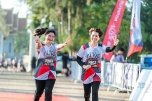 BIB: 3902, 3903
                            <button type="button" onclick="openModal(6562310)" class="btn btn-primary btn-sm float-right btn-popup" data-toggle="modal" data-target=".modal-high-quality">
                        <i class="fas fa-shopping-cart"></i> Add to Cart
                    </button>
                                            <button type="button" onclick="isThisMe(6562310, true)" class="btn btn-success btn-sm float-right btn-popup btn-isme hidden" data-toggle="tooltip" data-placement="bottom" title="นี่คือรูปของคุณใช่ไหม คลิกที่นี่เพื่อเอาเข้าอัลบั้ม">
                        <i class="fas fa-plus"></i> Add to album
                    </button>
                    <button type="button" onclick="isThisMe(6562310, false)" class="btn btn-warning btn-sm float-right btn-popup btn-isnotme hidden">
                        <i class="fas fa-ban"></i> Remove from album
                    </button>