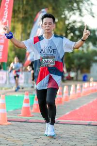 BIB: 3728, 128
                            <button type="button" onclick="openModal(6546604)" class="btn btn-primary btn-sm float-right btn-popup" data-toggle="modal" data-target=".modal-high-quality">
                        <i class="fas fa-shopping-cart"></i> Add to Cart
                    </button>
                                            <button type="button" onclick="isThisMe(6546604, true)" class="btn btn-success btn-sm float-right btn-popup btn-isme hidden" data-toggle="tooltip" data-placement="bottom" title="นี่คือรูปของคุณใช่ไหม คลิกที่นี่เพื่อเอาเข้าอัลบั้ม">
                        <i class="fas fa-plus"></i> Add to album
                    </button>
                    <button type="button" onclick="isThisMe(6546604, false)" class="btn btn-warning btn-sm float-right btn-popup btn-isnotme hidden">
                        <i class="fas fa-ban"></i> Remove from album
                    </button>