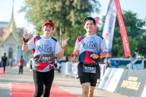 BIB: 3901, 3755
                            <button type="button" onclick="openModal(6561847)" class="btn btn-primary btn-sm float-right btn-popup" data-toggle="modal" data-target=".modal-high-quality">
                        <i class="fas fa-shopping-cart"></i> Add to Cart
                    </button>
                                            <button type="button" onclick="isThisMe(6561847, true)" class="btn btn-success btn-sm float-right btn-popup btn-isme hidden" data-toggle="tooltip" data-placement="bottom" title="นี่คือรูปของคุณใช่ไหม คลิกที่นี่เพื่อเอาเข้าอัลบั้ม">
                        <i class="fas fa-plus"></i> Add to album
                    </button>
                    <button type="button" onclick="isThisMe(6561847, false)" class="btn btn-warning btn-sm float-right btn-popup btn-isnotme hidden">
                        <i class="fas fa-ban"></i> Remove from album
                    </button>