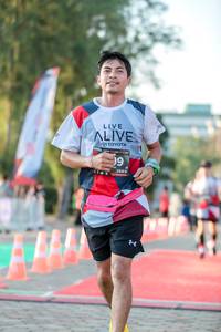 BIB: 128
                            <button type="button" onclick="openModal(6547858)" class="btn btn-primary btn-sm float-right btn-popup" data-toggle="modal" data-target=".modal-high-quality">
                        <i class="fas fa-shopping-cart"></i> Add to Cart
                    </button>
                                            <button type="button" onclick="isThisMe(6547858, true)" class="btn btn-success btn-sm float-right btn-popup btn-isme hidden" data-toggle="tooltip" data-placement="bottom" title="นี่คือรูปของคุณใช่ไหม คลิกที่นี่เพื่อเอาเข้าอัลบั้ม">
                        <i class="fas fa-plus"></i> Add to album
                    </button>
                    <button type="button" onclick="isThisMe(6547858, false)" class="btn btn-warning btn-sm float-right btn-popup btn-isnotme hidden">
                        <i class="fas fa-ban"></i> Remove from album
                    </button>