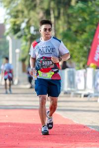 BIB: 3039
                            <button type="button" onclick="openModal(6561561)" class="btn btn-primary btn-sm float-right btn-popup" data-toggle="modal" data-target=".modal-high-quality">
                        <i class="fas fa-shopping-cart"></i> Add to Cart
                    </button>
                                            <button type="button" onclick="isThisMe(6561561, true)" class="btn btn-success btn-sm float-right btn-popup btn-isme hidden" data-toggle="tooltip" data-placement="bottom" title="นี่คือรูปของคุณใช่ไหม คลิกที่นี่เพื่อเอาเข้าอัลบั้ม">
                        <i class="fas fa-plus"></i> Add to album
                    </button>
                    <button type="button" onclick="isThisMe(6561561, false)" class="btn btn-warning btn-sm float-right btn-popup btn-isnotme hidden">
                        <i class="fas fa-ban"></i> Remove from album
                    </button>