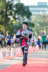 BIB: 2610
                            <button type="button" onclick="openModal(6555503)" class="btn btn-primary btn-sm float-right btn-popup" data-toggle="modal" data-target=".modal-high-quality">
                        <i class="fas fa-shopping-cart"></i> Add to Cart
                    </button>
                                            <button type="button" onclick="isThisMe(6555503, true)" class="btn btn-success btn-sm float-right btn-popup btn-isme hidden" data-toggle="tooltip" data-placement="bottom" title="นี่คือรูปของคุณใช่ไหม คลิกที่นี่เพื่อเอาเข้าอัลบั้ม">
                        <i class="fas fa-plus"></i> Add to album
                    </button>
                    <button type="button" onclick="isThisMe(6555503, false)" class="btn btn-warning btn-sm float-right btn-popup btn-isnotme hidden">
                        <i class="fas fa-ban"></i> Remove from album
                    </button>