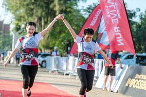 BIB: 3825, 3824
                            <button type="button" onclick="openModal(6562988)" class="btn btn-primary btn-sm float-right btn-popup" data-toggle="modal" data-target=".modal-high-quality">
                        <i class="fas fa-shopping-cart"></i> Add to Cart
                    </button>
                                            <button type="button" onclick="isThisMe(6562988, true)" class="btn btn-success btn-sm float-right btn-popup btn-isme hidden" data-toggle="tooltip" data-placement="bottom" title="นี่คือรูปของคุณใช่ไหม คลิกที่นี่เพื่อเอาเข้าอัลบั้ม">
                        <i class="fas fa-plus"></i> Add to album
                    </button>
                    <button type="button" onclick="isThisMe(6562988, false)" class="btn btn-warning btn-sm float-right btn-popup btn-isnotme hidden">
                        <i class="fas fa-ban"></i> Remove from album
                    </button>