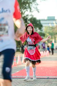 BIB: 3863
                            <button type="button" onclick="openModal(6554385)" class="btn btn-primary btn-sm float-right btn-popup" data-toggle="modal" data-target=".modal-high-quality">
                        <i class="fas fa-shopping-cart"></i> Add to Cart
                    </button>
                                            <button type="button" onclick="isThisMe(6554385, true)" class="btn btn-success btn-sm float-right btn-popup btn-isme hidden" data-toggle="tooltip" data-placement="bottom" title="นี่คือรูปของคุณใช่ไหม คลิกที่นี่เพื่อเอาเข้าอัลบั้ม">
                        <i class="fas fa-plus"></i> Add to album
                    </button>
                    <button type="button" onclick="isThisMe(6554385, false)" class="btn btn-warning btn-sm float-right btn-popup btn-isnotme hidden">
                        <i class="fas fa-ban"></i> Remove from album
                    </button>