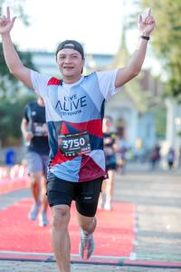 BIB: 3750, 124
                            <button type="button" onclick="openModal(6547799)" class="btn btn-primary btn-sm float-right btn-popup" data-toggle="modal" data-target=".modal-high-quality">
                        <i class="fas fa-shopping-cart"></i> Add to Cart
                    </button>
                                            <button type="button" onclick="isThisMe(6547799, true)" class="btn btn-success btn-sm float-right btn-popup btn-isme hidden" data-toggle="tooltip" data-placement="bottom" title="นี่คือรูปของคุณใช่ไหม คลิกที่นี่เพื่อเอาเข้าอัลบั้ม">
                        <i class="fas fa-plus"></i> Add to album
                    </button>
                    <button type="button" onclick="isThisMe(6547799, false)" class="btn btn-warning btn-sm float-right btn-popup btn-isnotme hidden">
                        <i class="fas fa-ban"></i> Remove from album
                    </button>