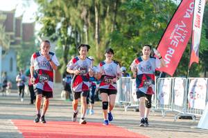 BIB: 2171, 3763
                            <button type="button" onclick="openModal(6558557)" class="btn btn-primary btn-sm float-right btn-popup" data-toggle="modal" data-target=".modal-high-quality">
                        <i class="fas fa-shopping-cart"></i> Add to Cart
                    </button>
                                            <button type="button" onclick="isThisMe(6558557, true)" class="btn btn-success btn-sm float-right btn-popup btn-isme hidden" data-toggle="tooltip" data-placement="bottom" title="นี่คือรูปของคุณใช่ไหม คลิกที่นี่เพื่อเอาเข้าอัลบั้ม">
                        <i class="fas fa-plus"></i> Add to album
                    </button>
                    <button type="button" onclick="isThisMe(6558557, false)" class="btn btn-warning btn-sm float-right btn-popup btn-isnotme hidden">
                        <i class="fas fa-ban"></i> Remove from album
                    </button>