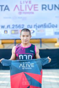 BIB: 2562
                            <button type="button" onclick="openModal(6569154)" class="btn btn-primary btn-sm float-right btn-popup" data-toggle="modal" data-target=".modal-high-quality">
                        <i class="fas fa-shopping-cart"></i> Add to Cart
                    </button>
                                            <button type="button" onclick="isThisMe(6569154, true)" class="btn btn-success btn-sm float-right btn-popup btn-isme hidden" data-toggle="tooltip" data-placement="bottom" title="นี่คือรูปของคุณใช่ไหม คลิกที่นี่เพื่อเอาเข้าอัลบั้ม">
                        <i class="fas fa-plus"></i> Add to album
                    </button>
                    <button type="button" onclick="isThisMe(6569154, false)" class="btn btn-warning btn-sm float-right btn-popup btn-isnotme hidden">
                        <i class="fas fa-ban"></i> Remove from album
                    </button>